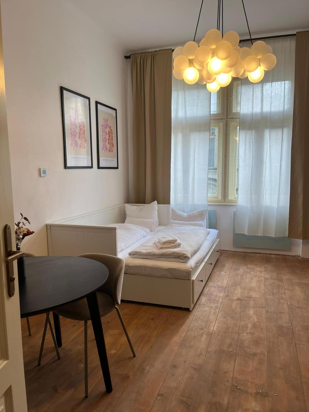 Apartma Aida 1908 Karlovy Vary Luaran gambar